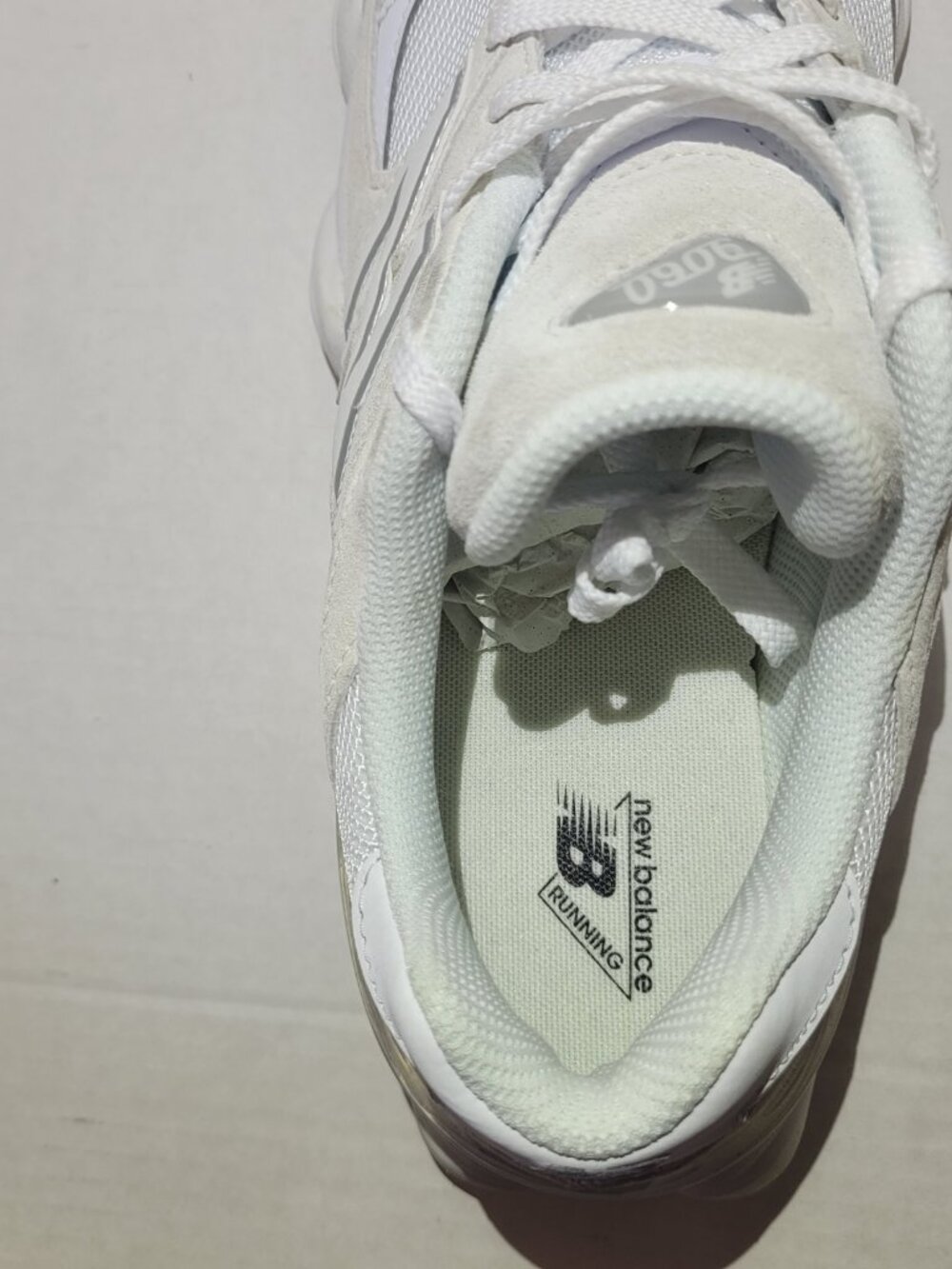 New Balance 9060 Gray White Sneakers Men 9 New No Box - Picture 5 of 6